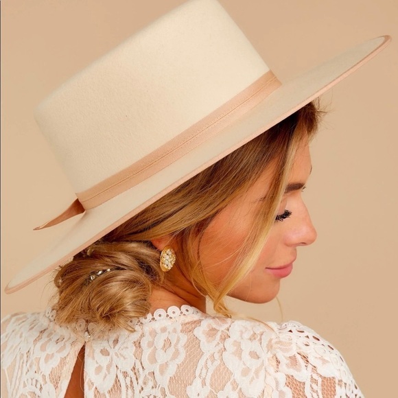 LACK OF COLOR Ivory Rancher Boater Hat
